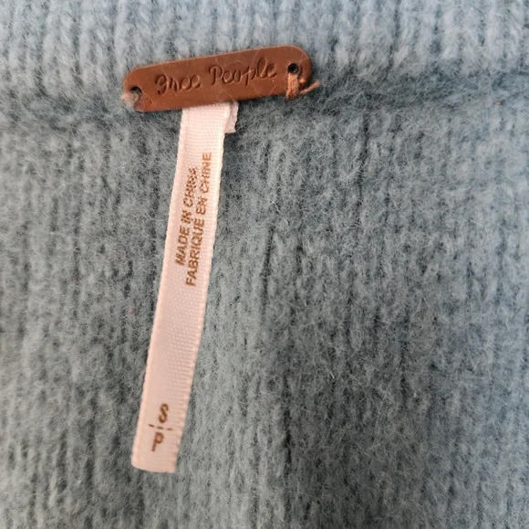 Women's Teal Button Up Woolen Angora Sweater w/ Pockets By Free People sz. Small - Picture 11 of 16